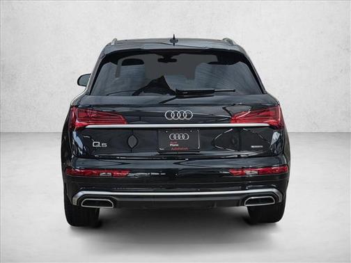 Mythos Black 2025 Audi Q5 55 S line Premium Plus