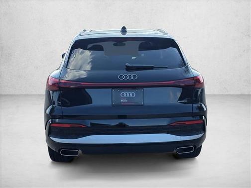 2025 Audi Q5 Premium TFSI quattro S tronic