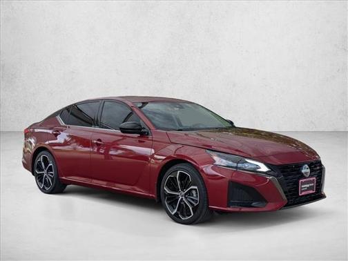 2024 Nissan Altima SR FWD