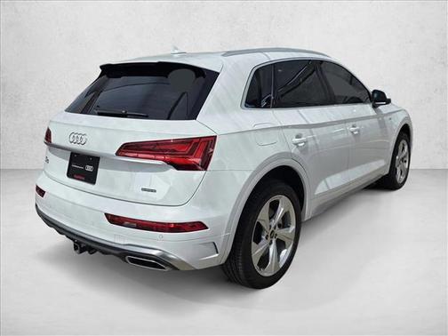 Glacier White 2023 Audi Q5 45 S line Premium Plus
