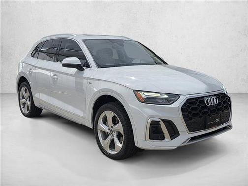 Glacier White 2023 Audi Q5 45 S line Premium Plus