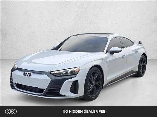 Suzuka Gray Metallic 2024 Audi e-tron GT Prestige quattro