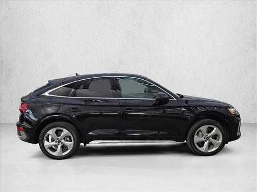 Mythos Black Metallic 2023 Audi Q5 45 S line Premium