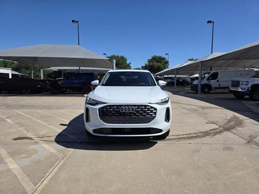 2025 Audi Q5 Premium Plus