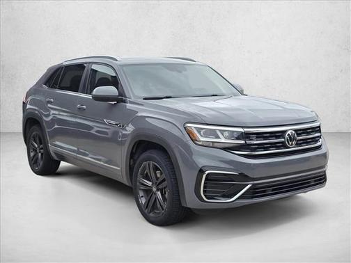 Pure Gray 2021 Volkswagen Atlas Cross Sport 3.6L V6 SE w/Technology R-Line