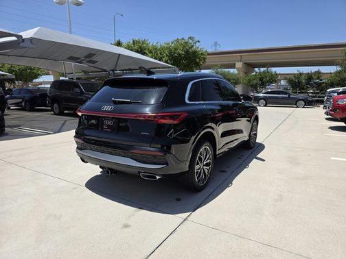 2025 Audi Q5 Premium Plus