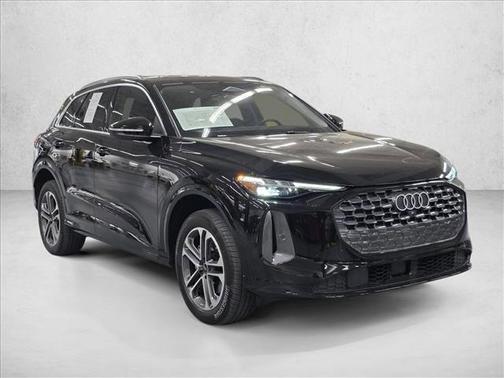 2025 Audi Q5 Premium Plus TFSI quattro S tronic