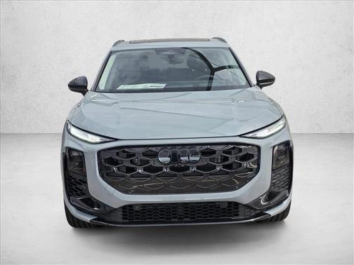 Arrow Gray Pearl Effect 2026 Audi Q3 TFSI quattro S tronic