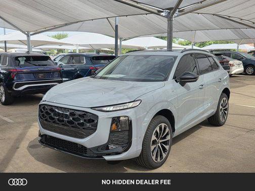 Arrow Gray Pearl Effect 2026 Audi Q3 TFSI quattro S tronic