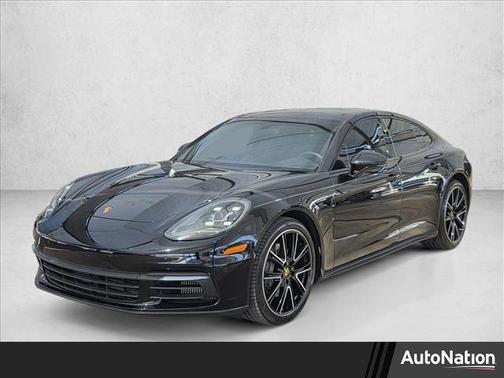 2018 Porsche Panamera 4S