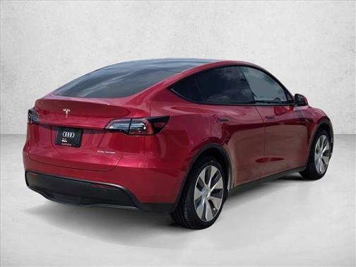 2022 Tesla Model Y Long Range Dual Motor All-Wheel Drive
