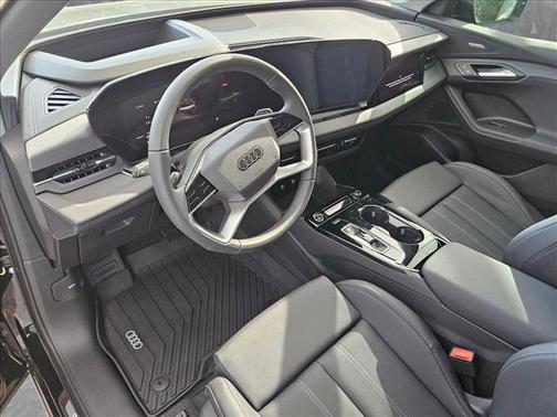 2025 Audi Q6 e-tron Prestige quattro