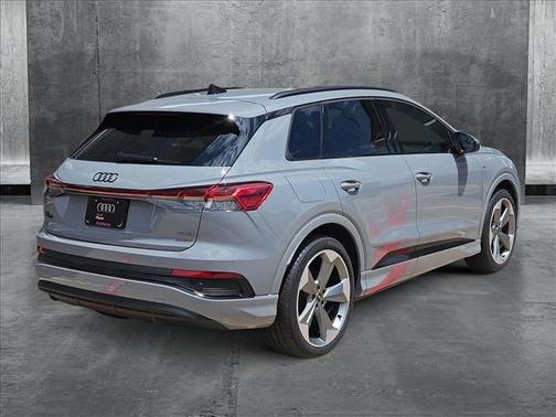 2025 Audi Q4 e-tron Premium Plus 55 quattro