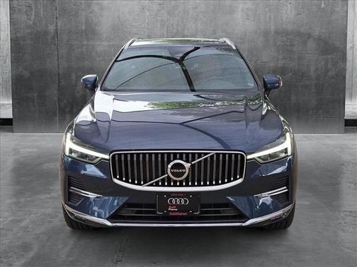 2022 Volvo XC60 B5 Inscription