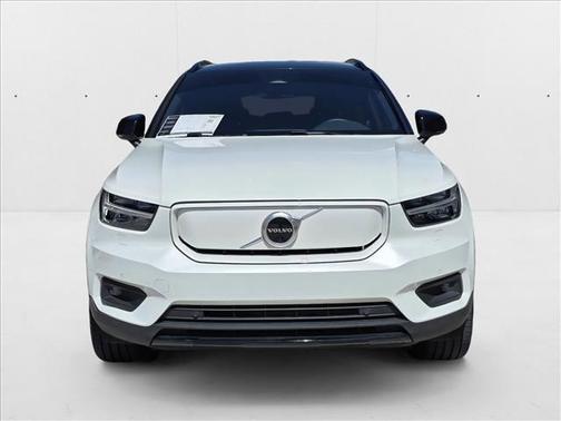 2021 Volvo XC40 Recharge Pure Electric P8