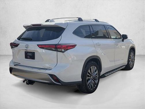 2021 Toyota Highlander Platinum