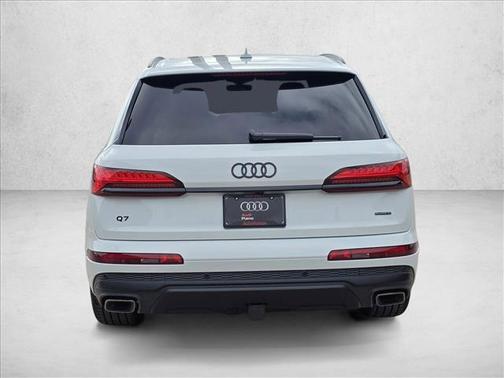 2026 Audi Q7 55 Premium Plus