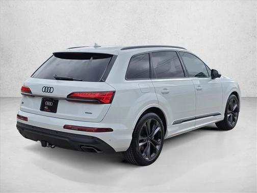 2026 Audi Q7 55 Premium Plus