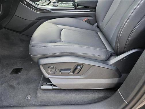 2025 Audi Q7 45 Premium