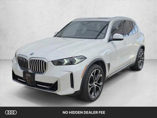 Mineral White Metallic 2024 BMW X5 xDrive40i