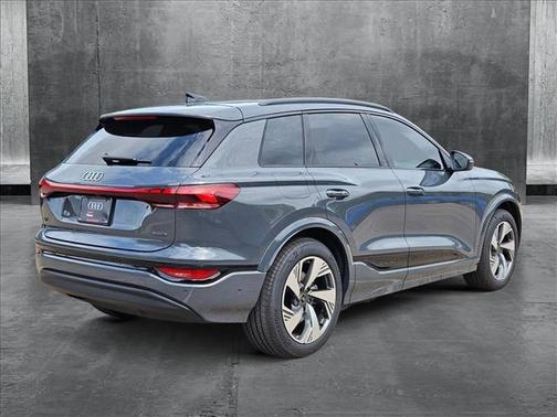 2025 Audi Q6 e-tron Prestige quattro