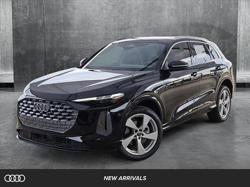 2025 Audi Q5 Premium Plus