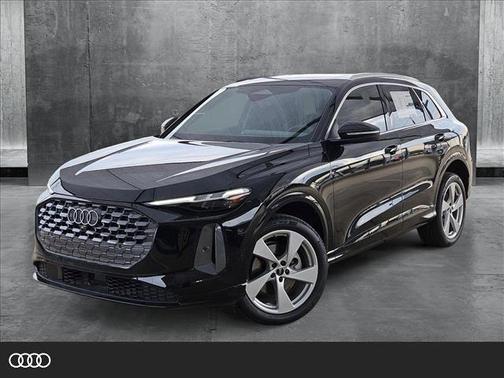 2025 Audi Q5 Premium Plus