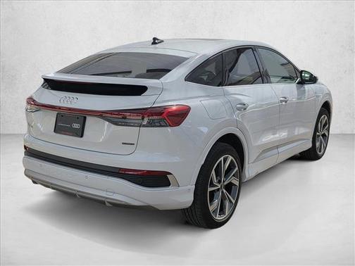 2024 Audi Q4 e-tron Premium Plus 50 quattro