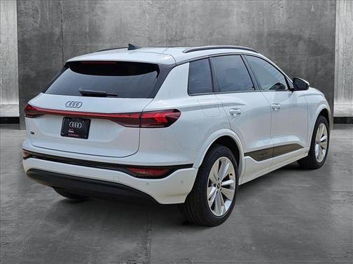 2025 Audi Q6 e-tron Premium Plus