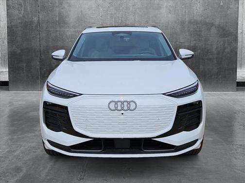 2025 Audi Q6 e-tron Premium Plus