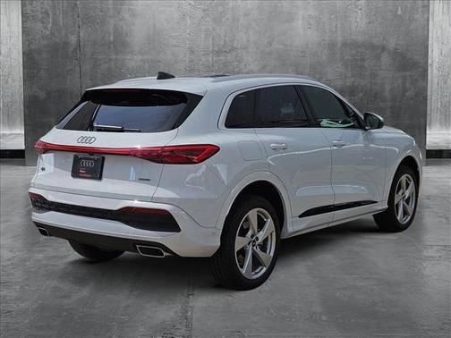 2025 Audi Q5 Premium Plus