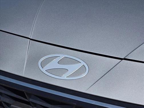 2025 Hyundai ELANTRA HEV Limited