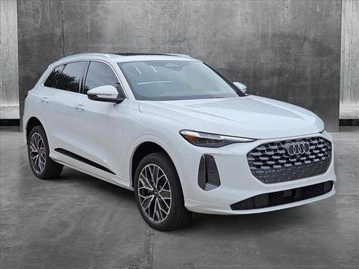 2025 Audi Q5 Premium Plus