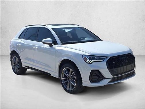 2025 Audi Q3 Premium 45 TFSI S line quattro Tiptronic