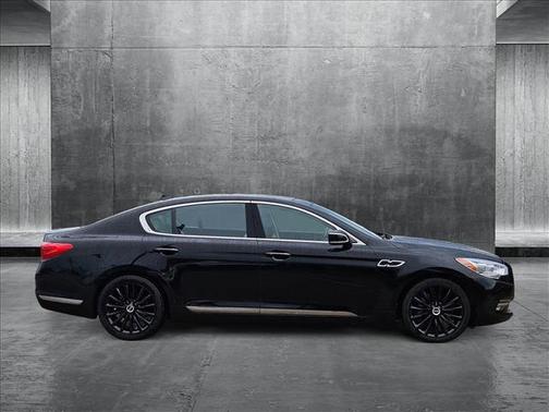 2015 Kia K900 Luxury