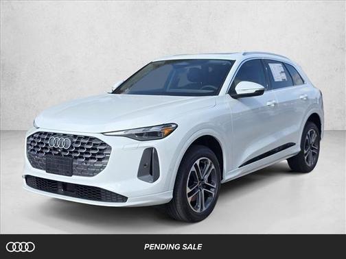 2025 Audi Q5 Premium TFSI quattro S tronic