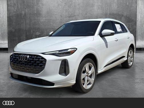 2025 Audi Q5 Premium Plus