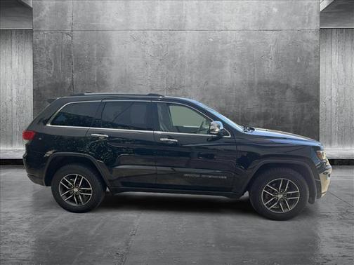 2017 Jeep Grand Cherokee Limited X