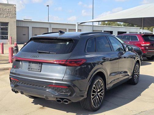 2025 Audi SQ5 3.0T Premium Plus