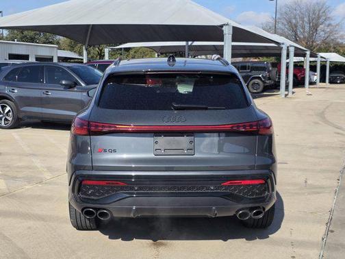 2025 Audi SQ5 3.0T Premium Plus