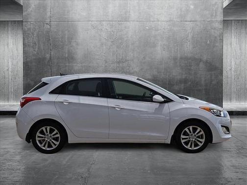 2014 Hyundai Elantra GT Base