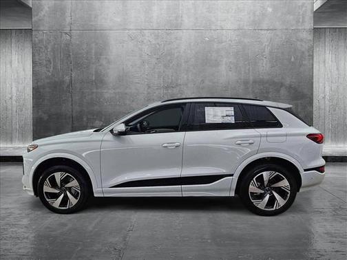 2025 Audi Q6 e-tron Premium Plus quattro