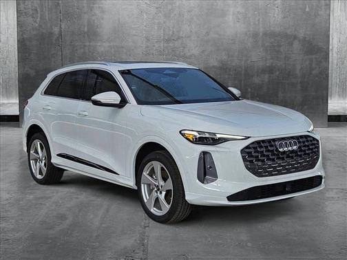 2025 Audi Q5 Premium Plus