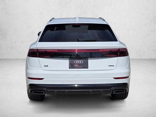 Glacier White Metallic 2026 Audi Q8 55 Premium Plus