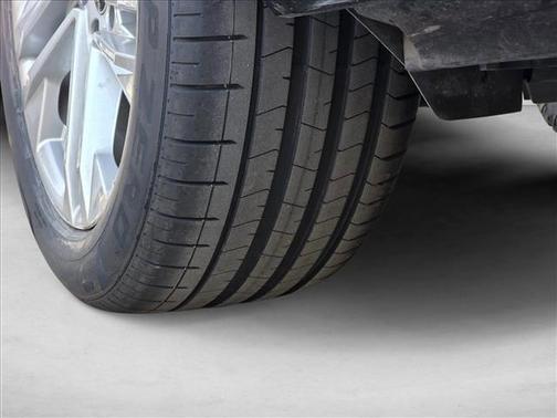 2023 Audi Q7 45 Premium