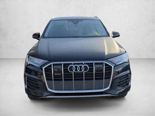 2023 Audi Q7 45 Premium