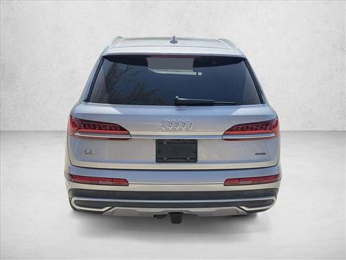 2022 Audi Q7 55 Prestige