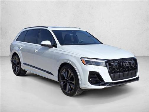 2026 Audi Q7 55 Premium Plus