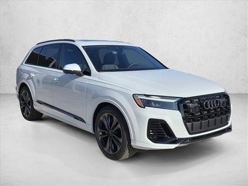 2026 Audi Q7 55 Premium Plus