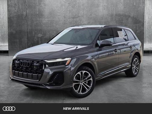 2025 Audi Q7 45 Premium